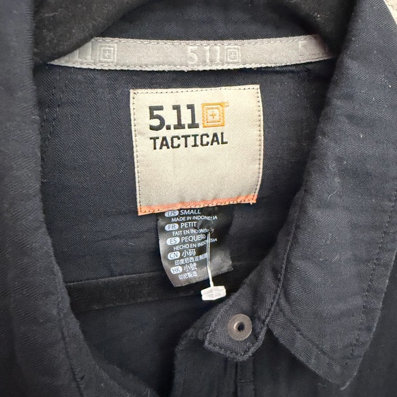 5.11 Tactical Women’s Black Button-Up Mid-Sleeve Shirt - Picture 2 of 4